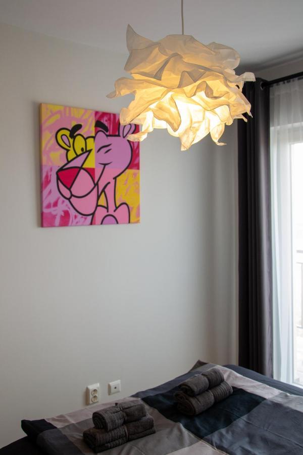 Flh - Pink Panther Sibiu Luaran gambar